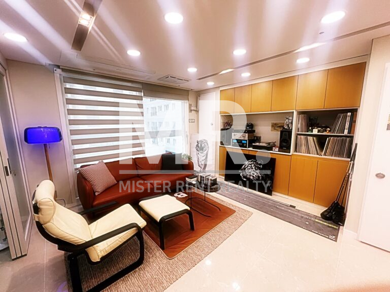 Jamsil High-Rise_Living Room