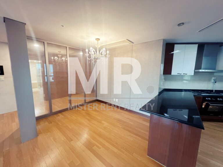 Yongsan St. High-Rise IMG_5456